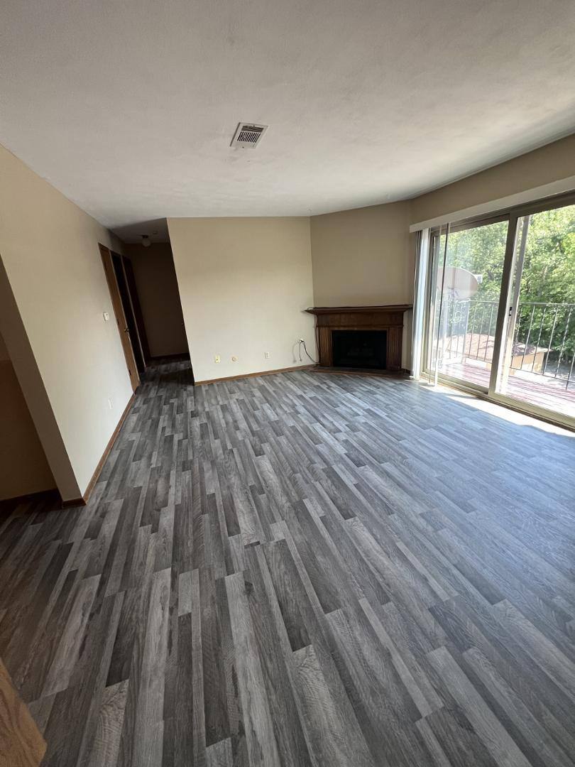 Apartment for rent at 2500 & 2504 26th Ave Court #10, Rock Island, IL 61201