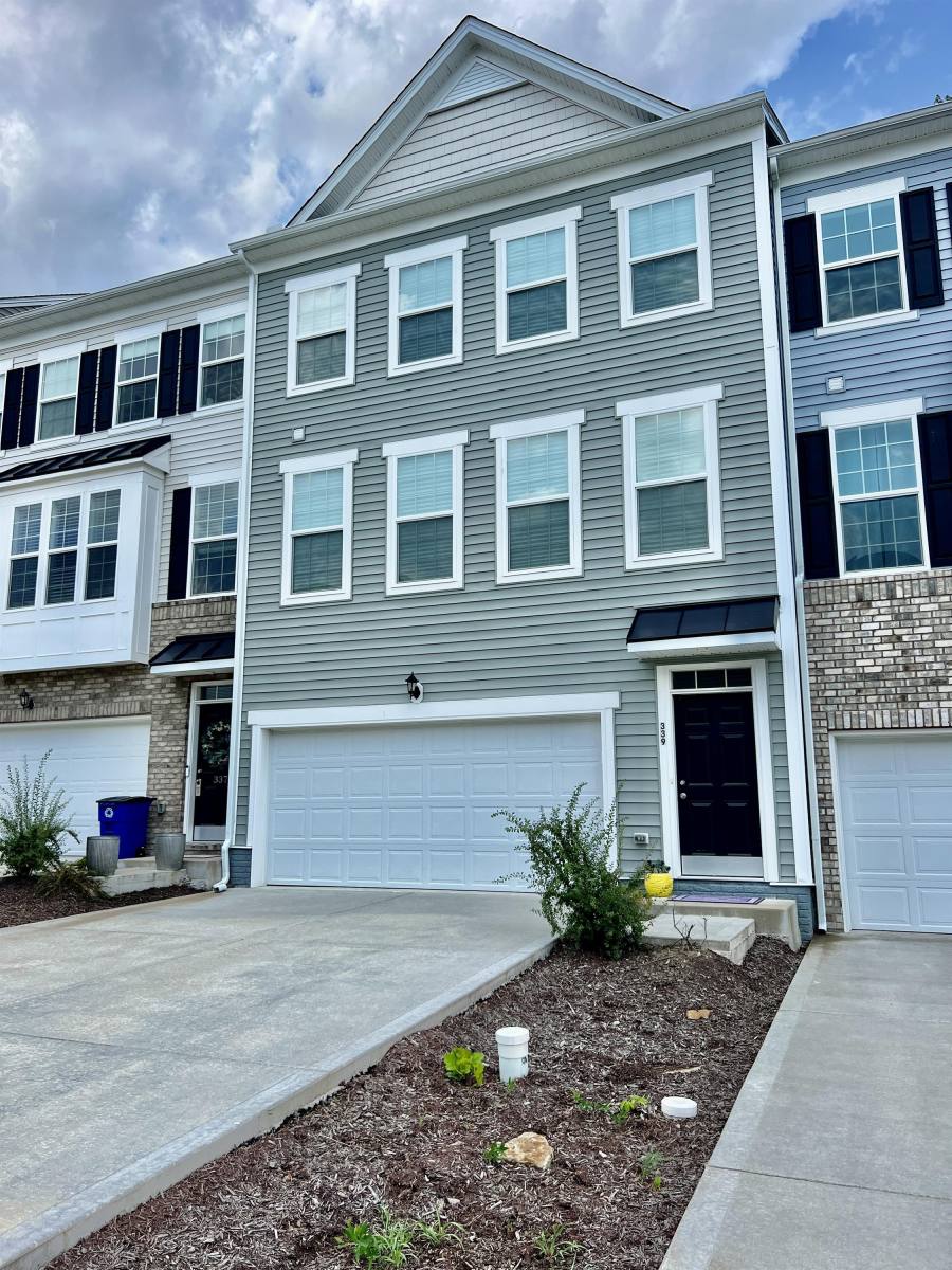 Townhouse for rent at 339 Bay St, Morgantown, WV 26508
