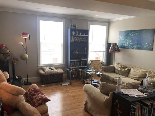 Apartment for rent at 183 River St #U1, Cambridge, MA 02139