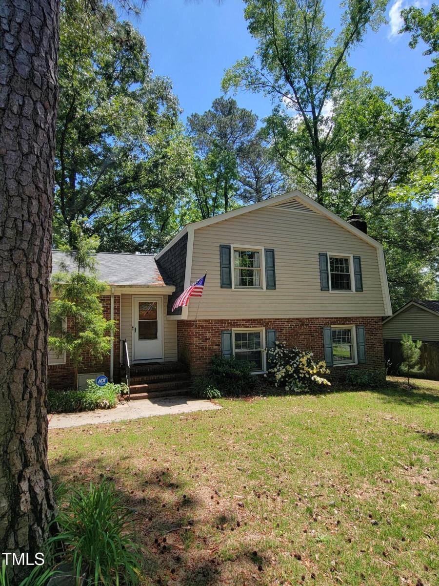 House for rent at 268 Waxhaw Dr, Fayetteville, NC 28314
