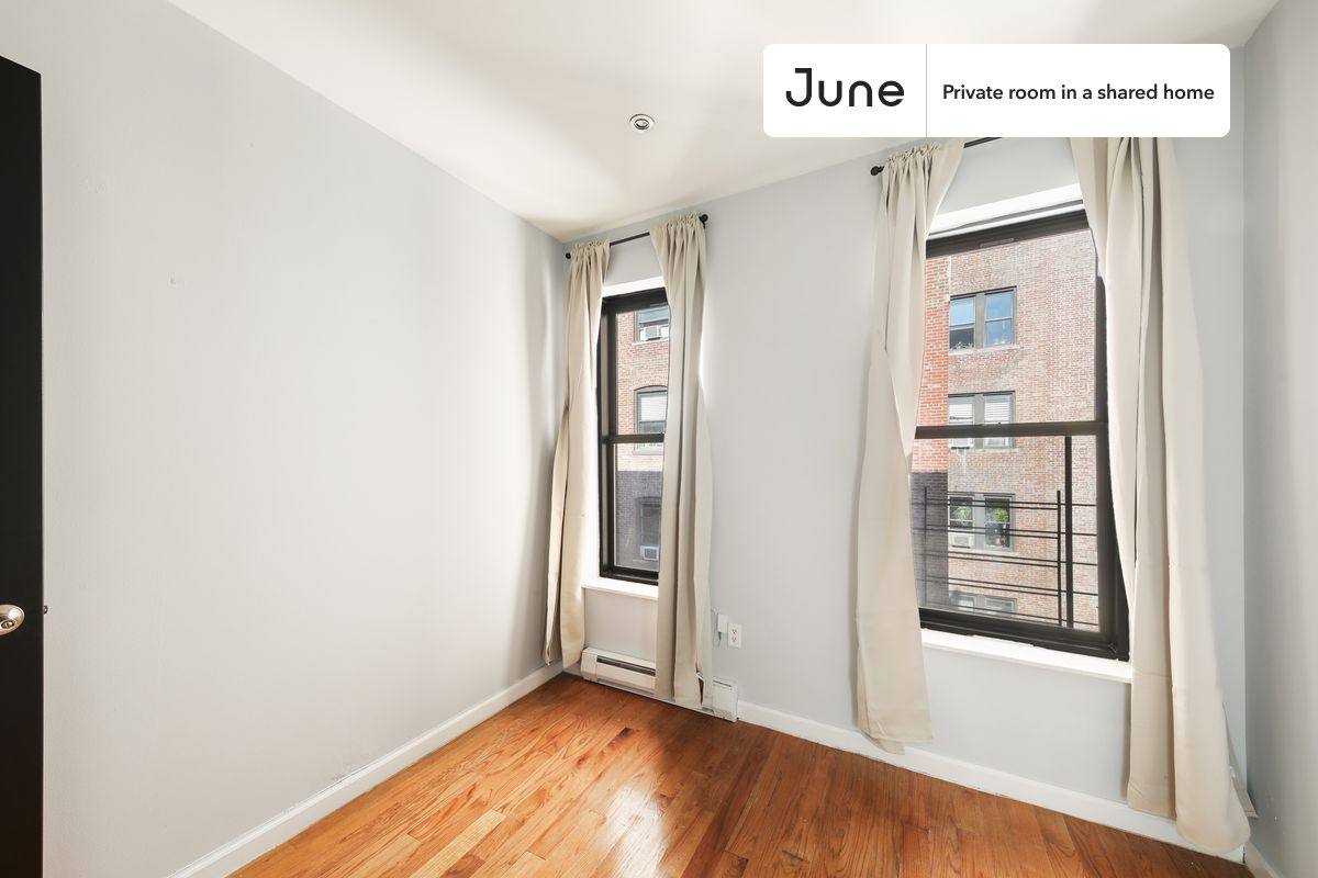 Apartment for rent at 225 W 109th St, New York, NY 10025