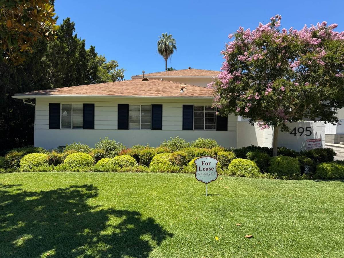 Apartment for rent at 495 S Madison Ave #A, Pasadena, CA 91101