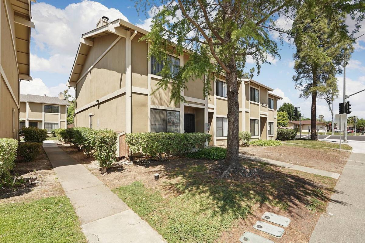 Apartment for rent at Pinewood Village Condominiums, 1995 Grande Circle #13, Fairfield, CA 94533