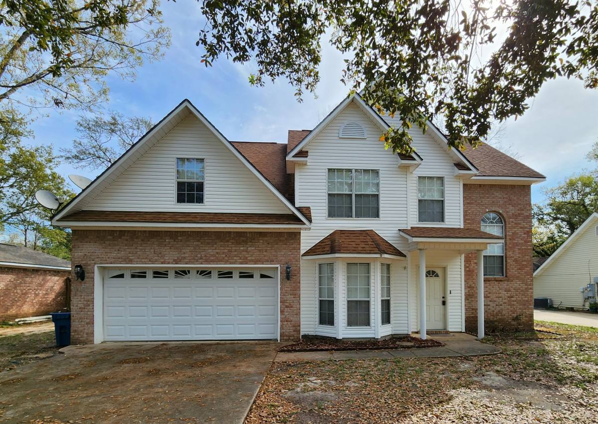 House for rent at 1504 Beachview Dr, Ocean Springs, MS 39564