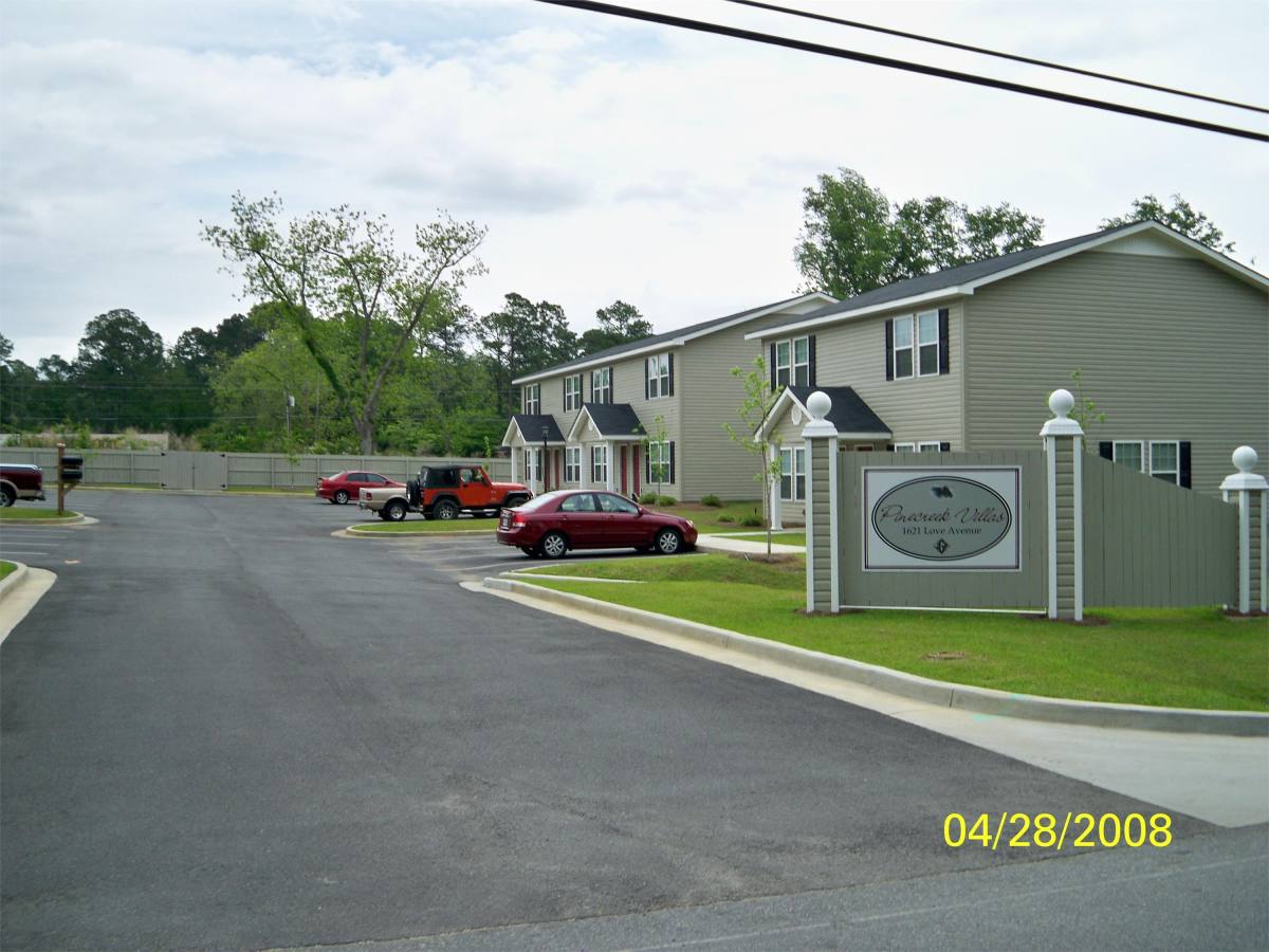 Townhouse for rent at 1621 Love Ave #11, Tifton, GA 31794