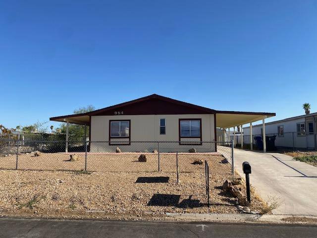 House for rent at 954 Roadrunner Dr, Bullhead City, AZ 86442