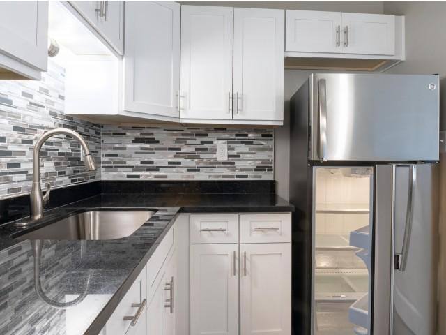 Apartment for rent at Snail, 874 Borregas Ave #B23, Sunnyvale, CA 94085