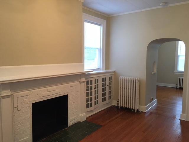 Apartment for rent at 614 S 5th St #2, Springfield, IL 62703