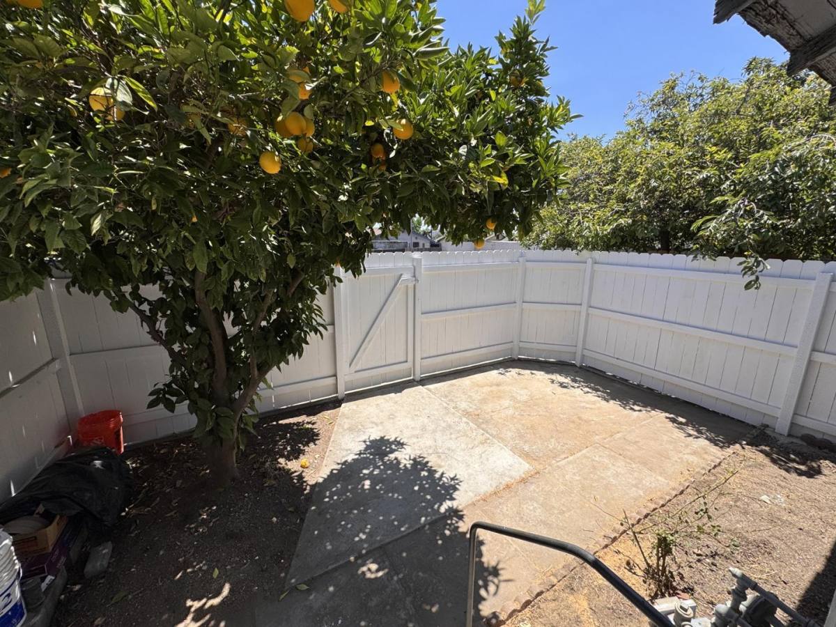 House for rent at 408 Goetz Place #414, Placentia, CA 92870