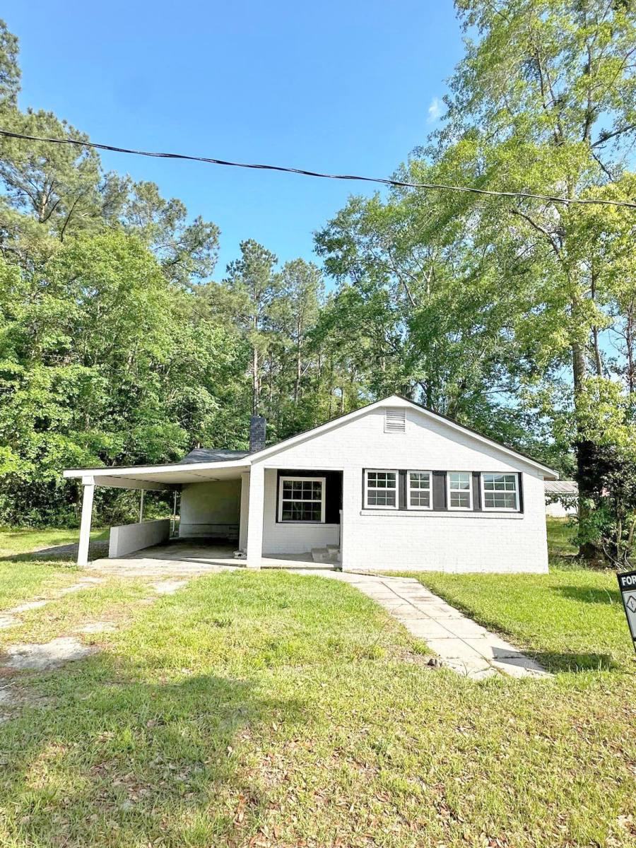 House for rent at 37 W Lincoln St, Ludowici, GA 31316