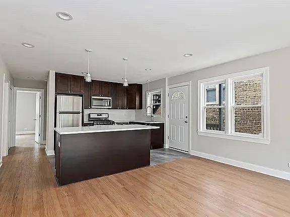 Apartment for rent at 1619 Monroe St #1, Evanston, IL 60202