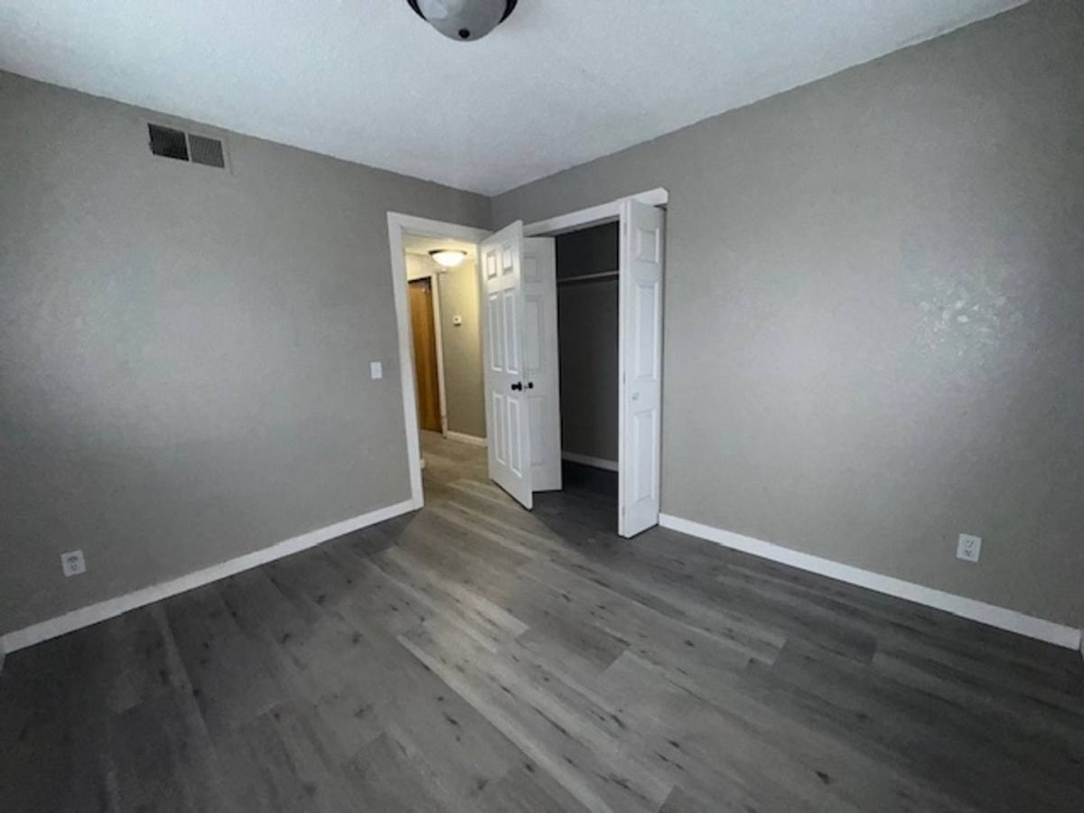 Apartment for rent at 1509 E Bennett St, Sioux Falls, SD 57103
