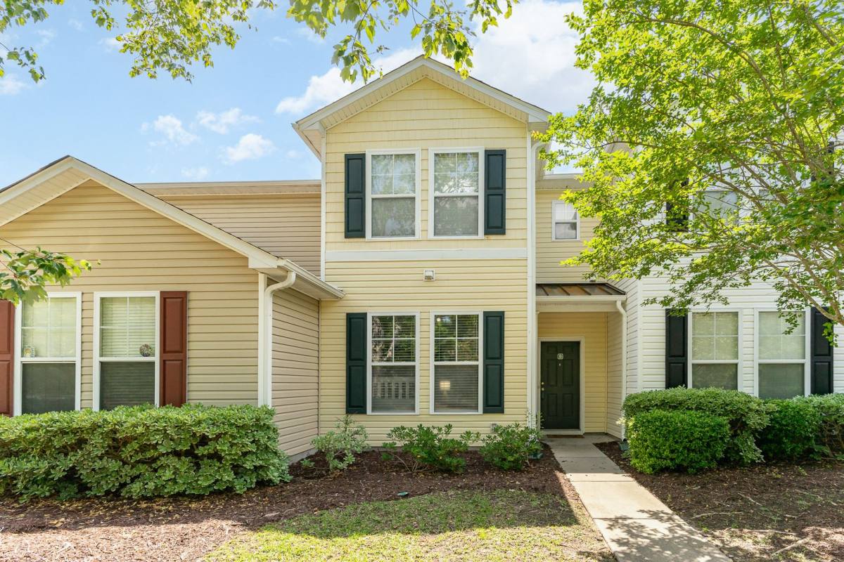 Townhouse for rent at 326 Kiskadee Loop #14B, Conway, SC 29526