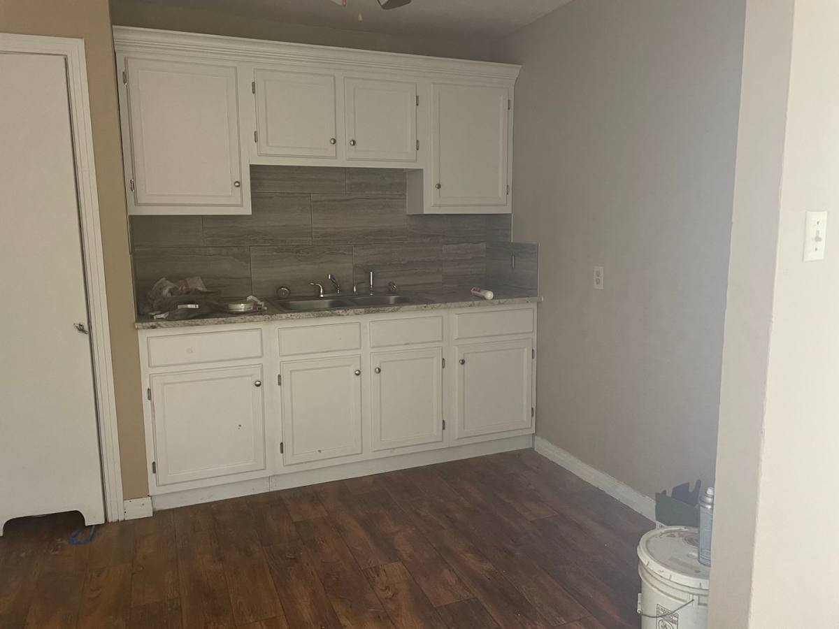 165 167 Hubbard, Longview, TX 75602