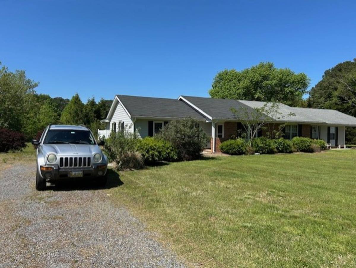 House for rent at 21 Rappahannock Landing, White Stone, VA 22578