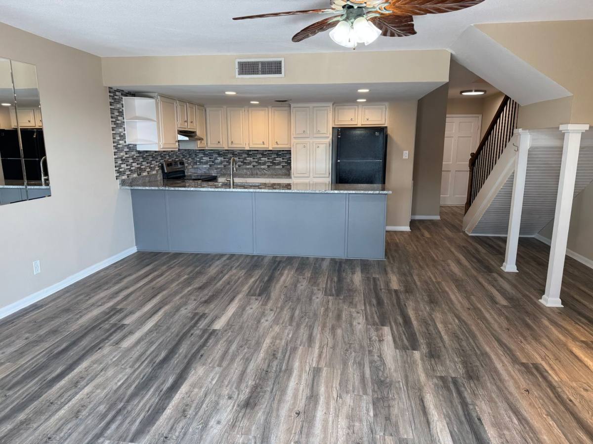 Condo for rent at 426 Yacht Club Dr, Rockwall, TX 75032