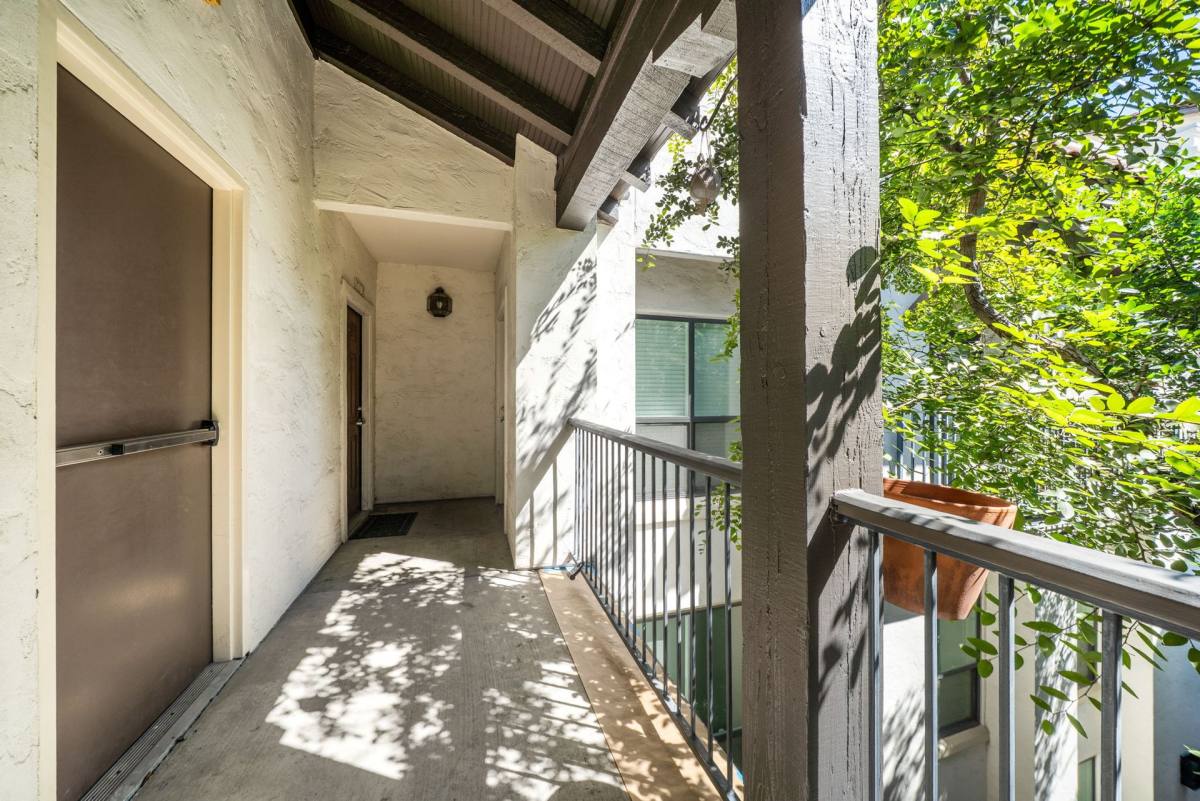 Condo for rent at 225 Lexington Ave #318, San Antonio, TX 78215