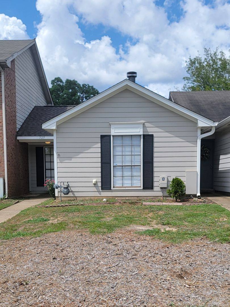 Townhouse for rent at 529 Hollow Wood Rd, Montgomery, AL 36109