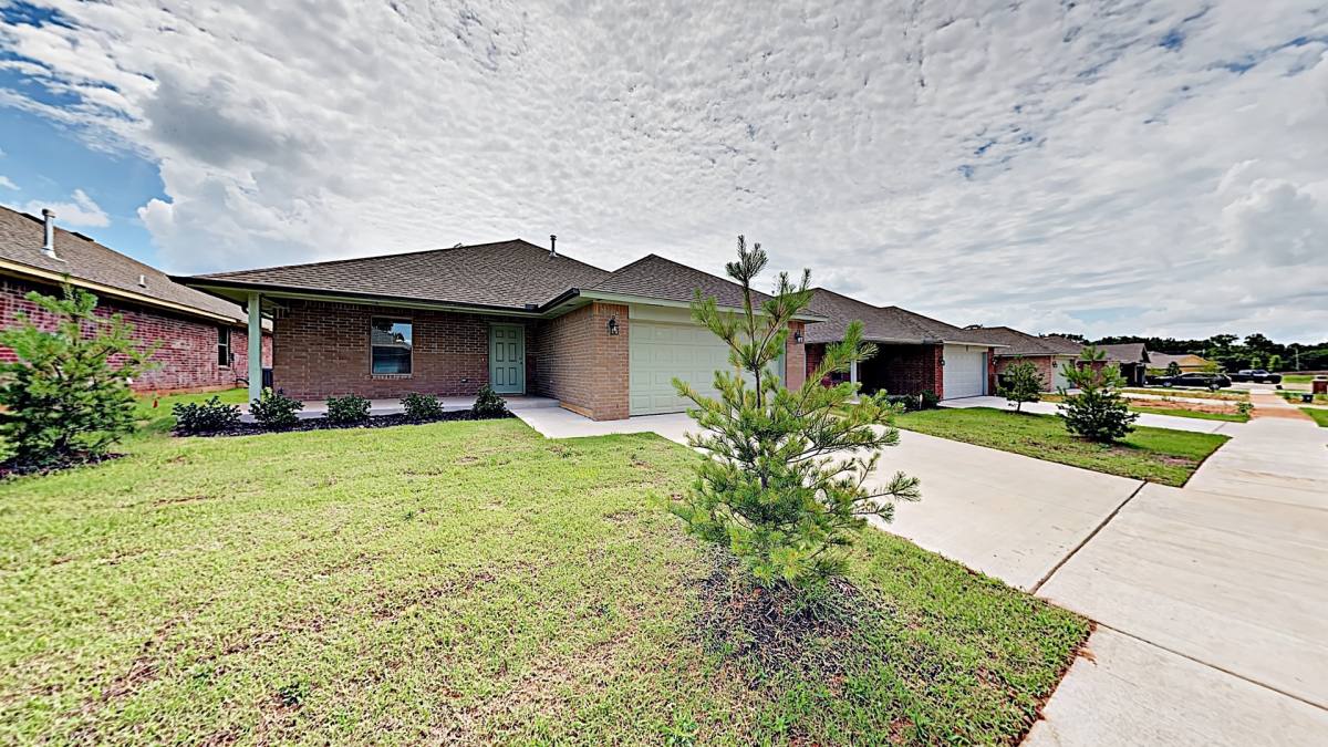 House for rent at 138 St Charles Way, Oklahoma City, OK 73130