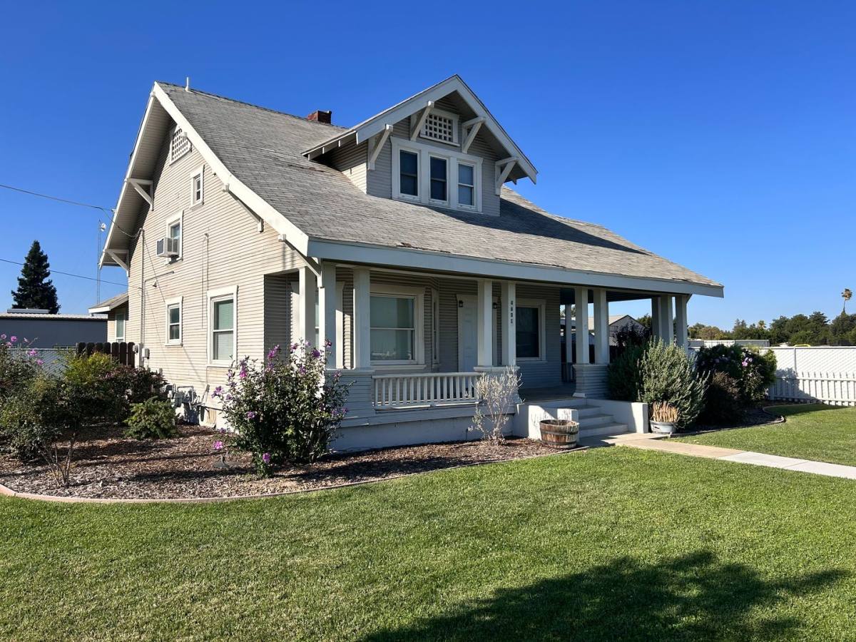 House for rent at 4601 Yosemite Blvd, Modesto, CA 95357