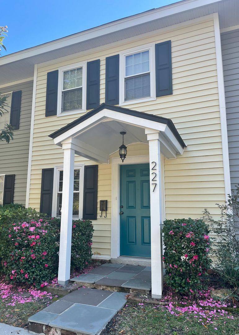 Townhouse for rent at 227 Heritage Circle, Mount Pleasant, SC 29464