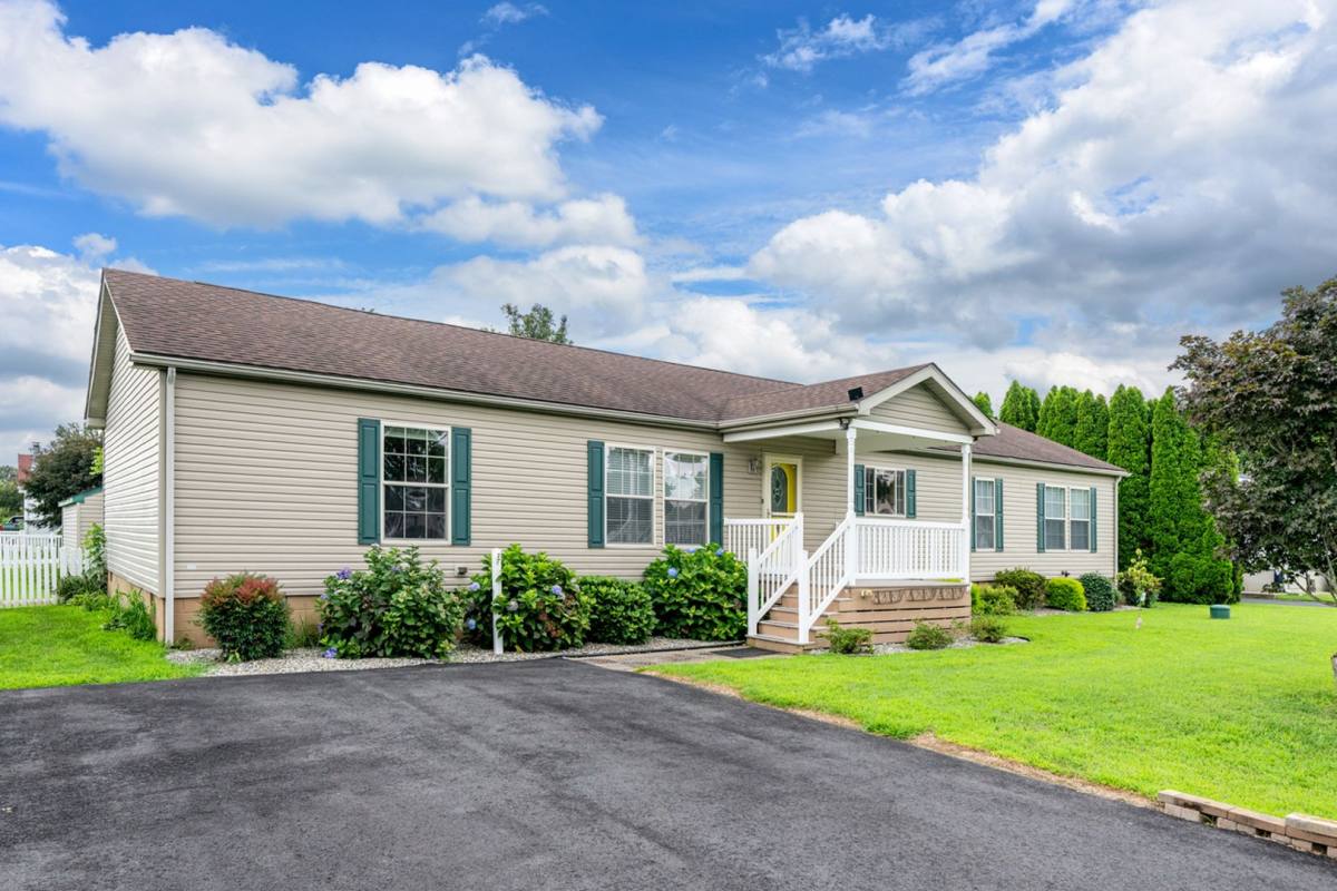 House for rent at 27723 Crozet Dr, Milton, DE 19968