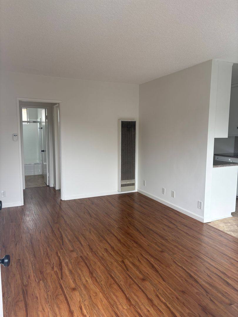 Apartment for rent at 1502 Wellesley Ave, Los Angeles, CA 90025