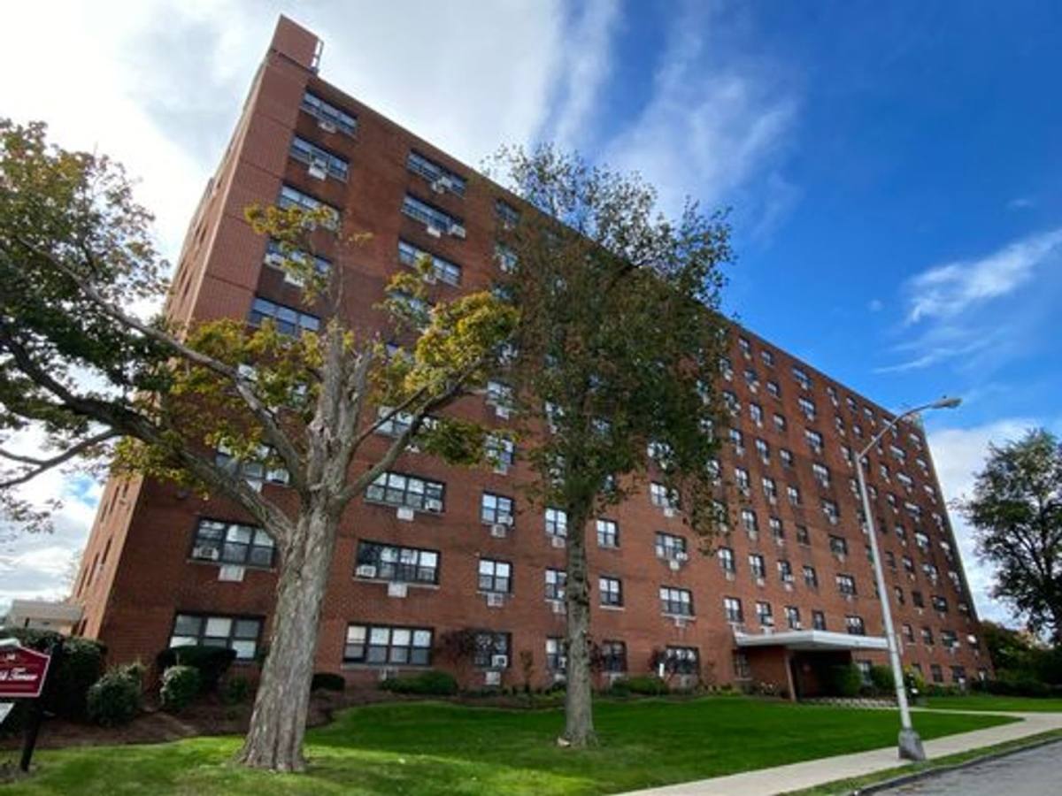 Apartment for rent at 248 Reynolds Terrace, Orange, NJ 07050