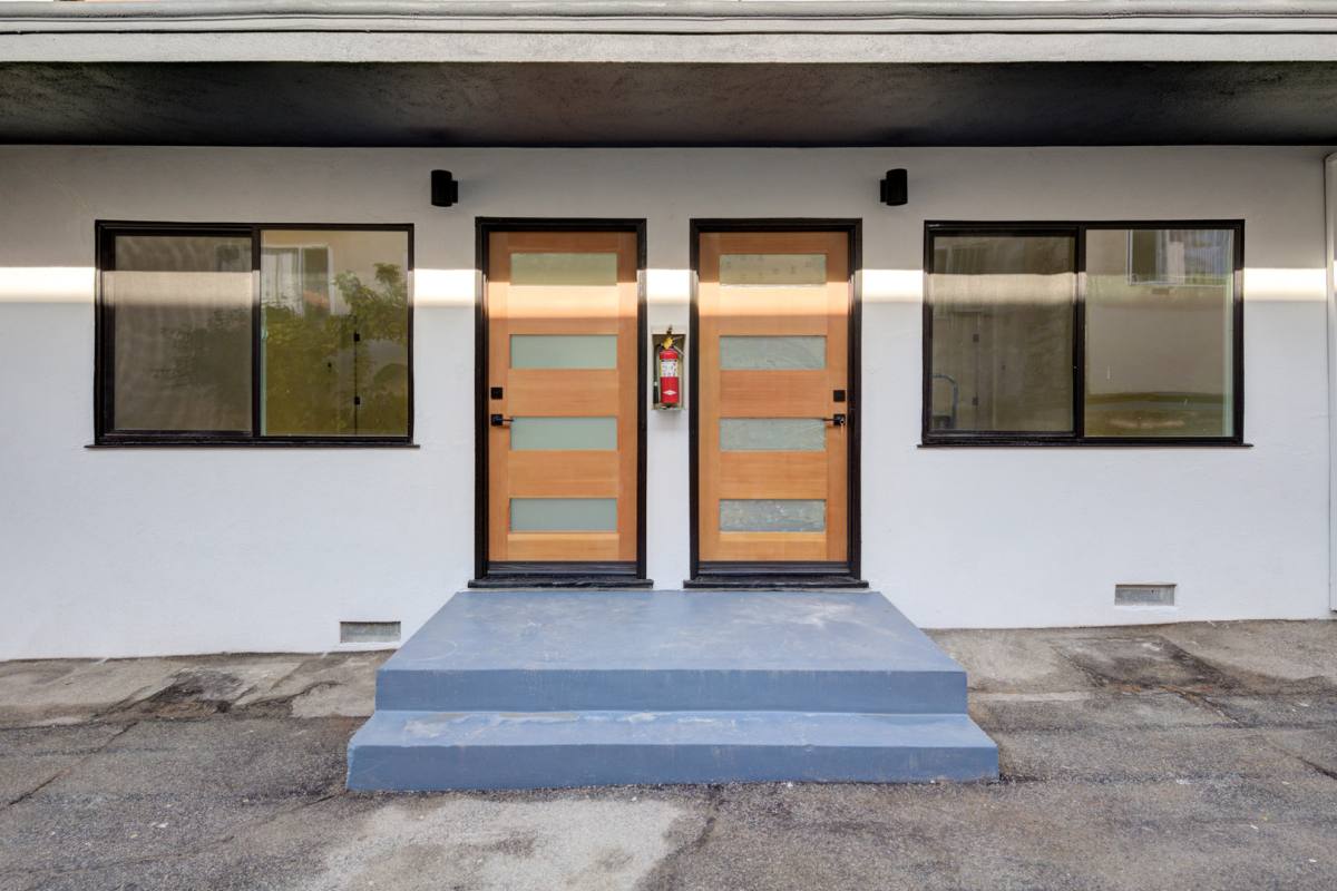 Apartment for rent at 2314 Glendale Blvd, Los Angeles, CA 90039