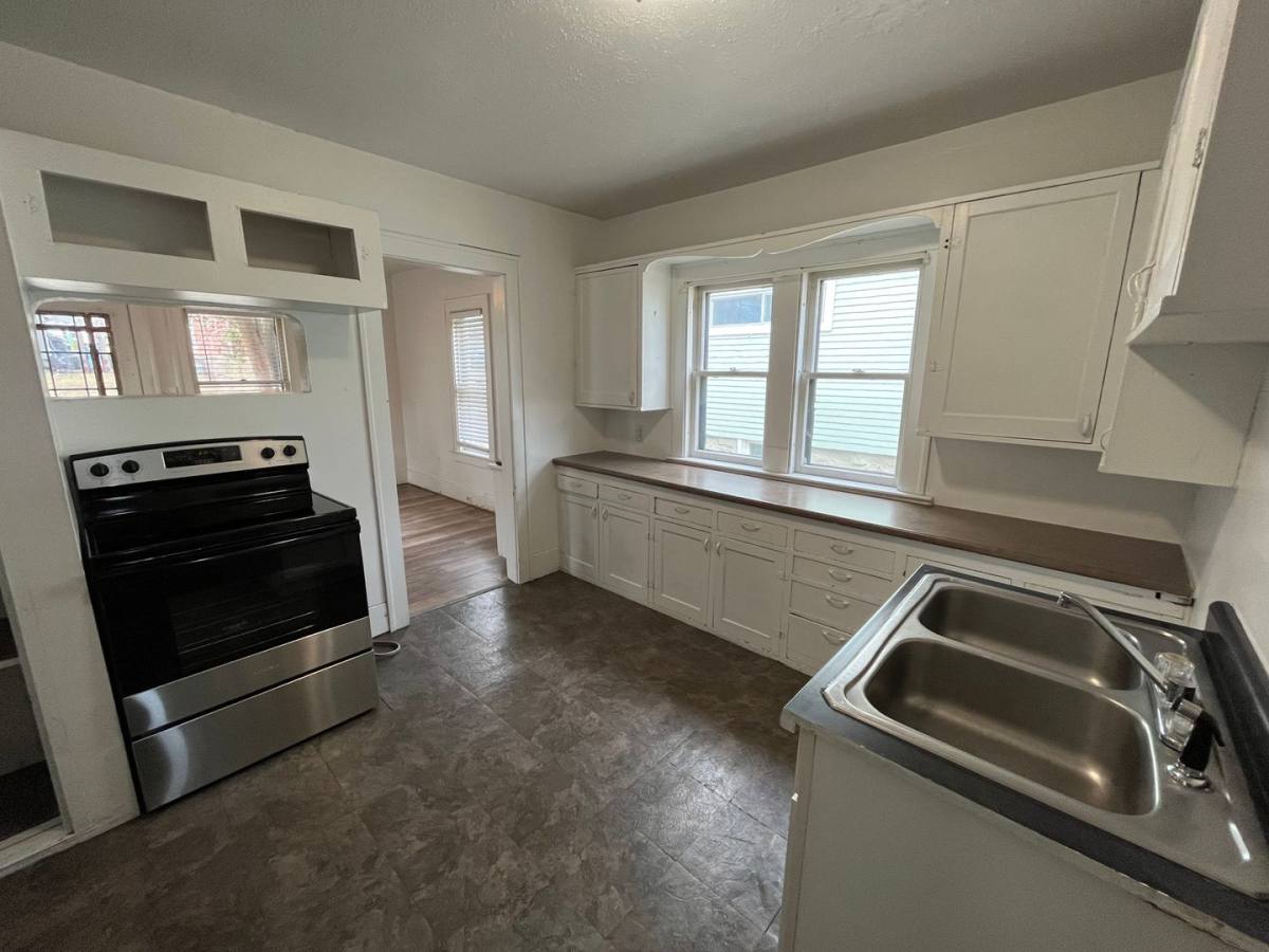 House for rent at 713 Augusta Ave, Wausau, WI 54403