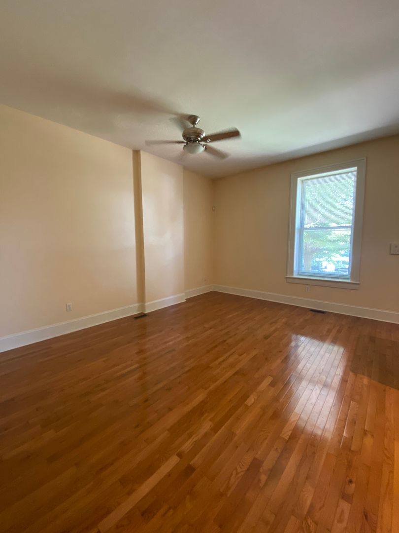 Apartment for rent at 4343-4353 Manchester Ave, Saint Louis, MO 63110