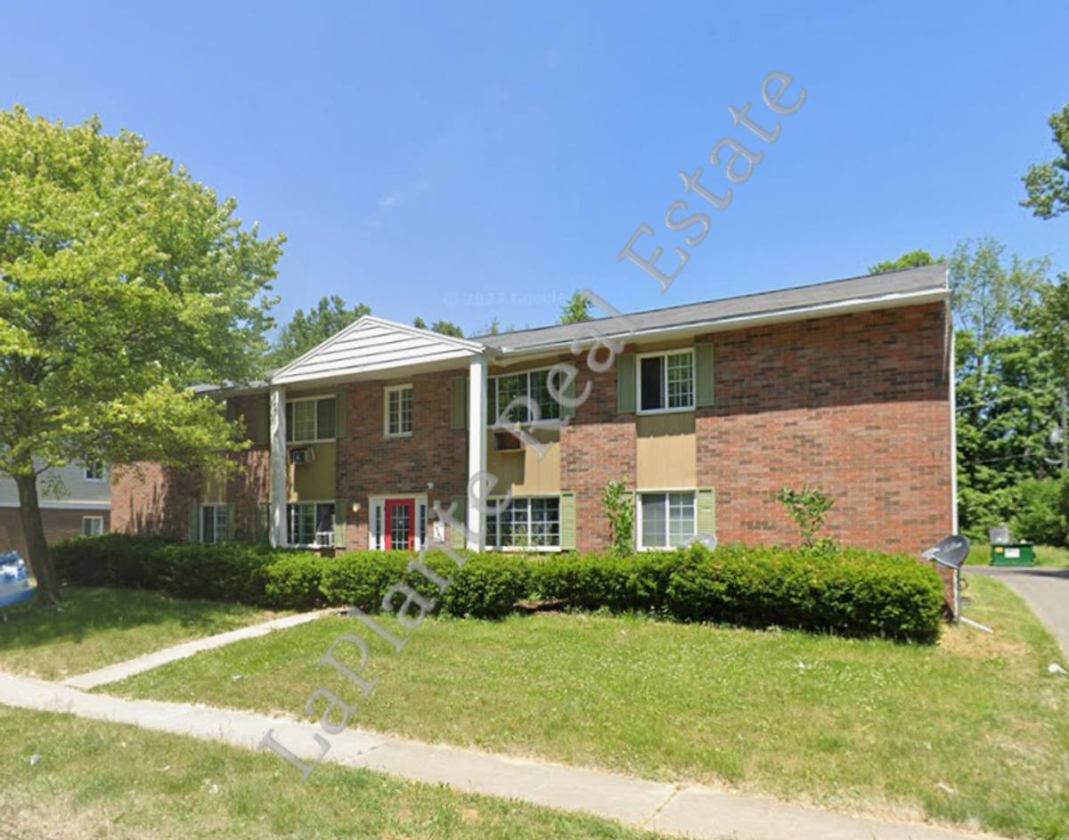 Apartment for rent at 1540 Brooke Park Dr, Toledo, OH 43612