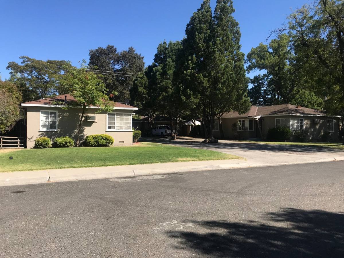 Apartment for rent at 1016 & 1018 Hackberry Ave, Modesto, CA 95350