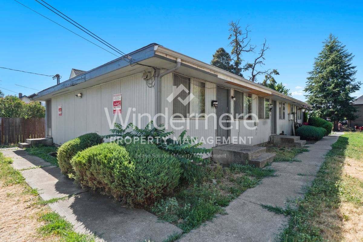 Apartment for rent at 816 W Cleveland, Spokane, WA 99205