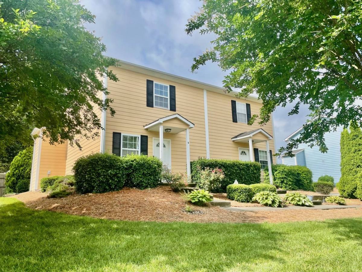 Townhouse for rent at 11712 Ramah Church Rd #B, Huntersville, NC 28078