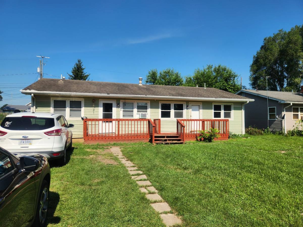 Apartment for rent at 353 Eva Dr, Circleville, OH 43113