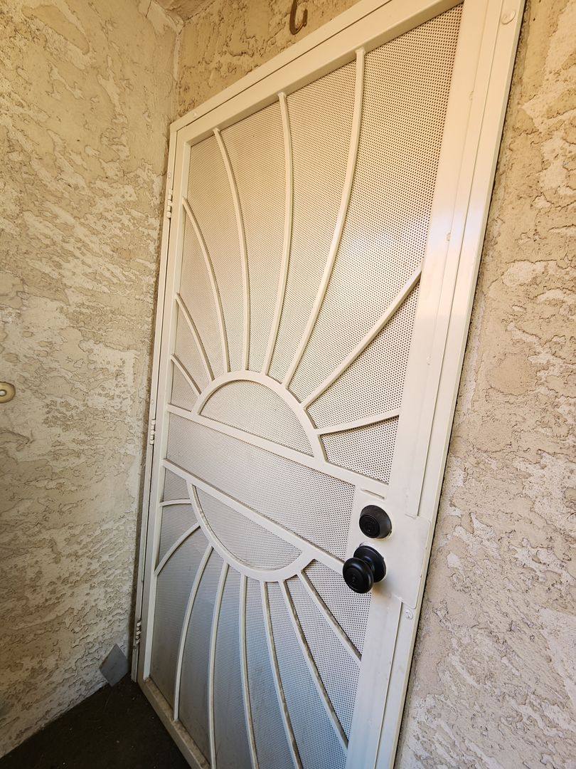 Apartment for rent at 4740 O'Bannon Dr, Las Vegas, NV 89102