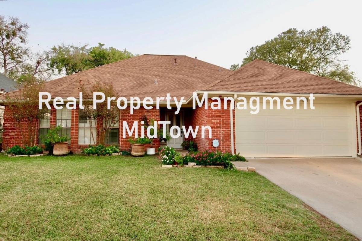 House for rent at 4128 Woodenrail Lane, Irving, TX 75061
