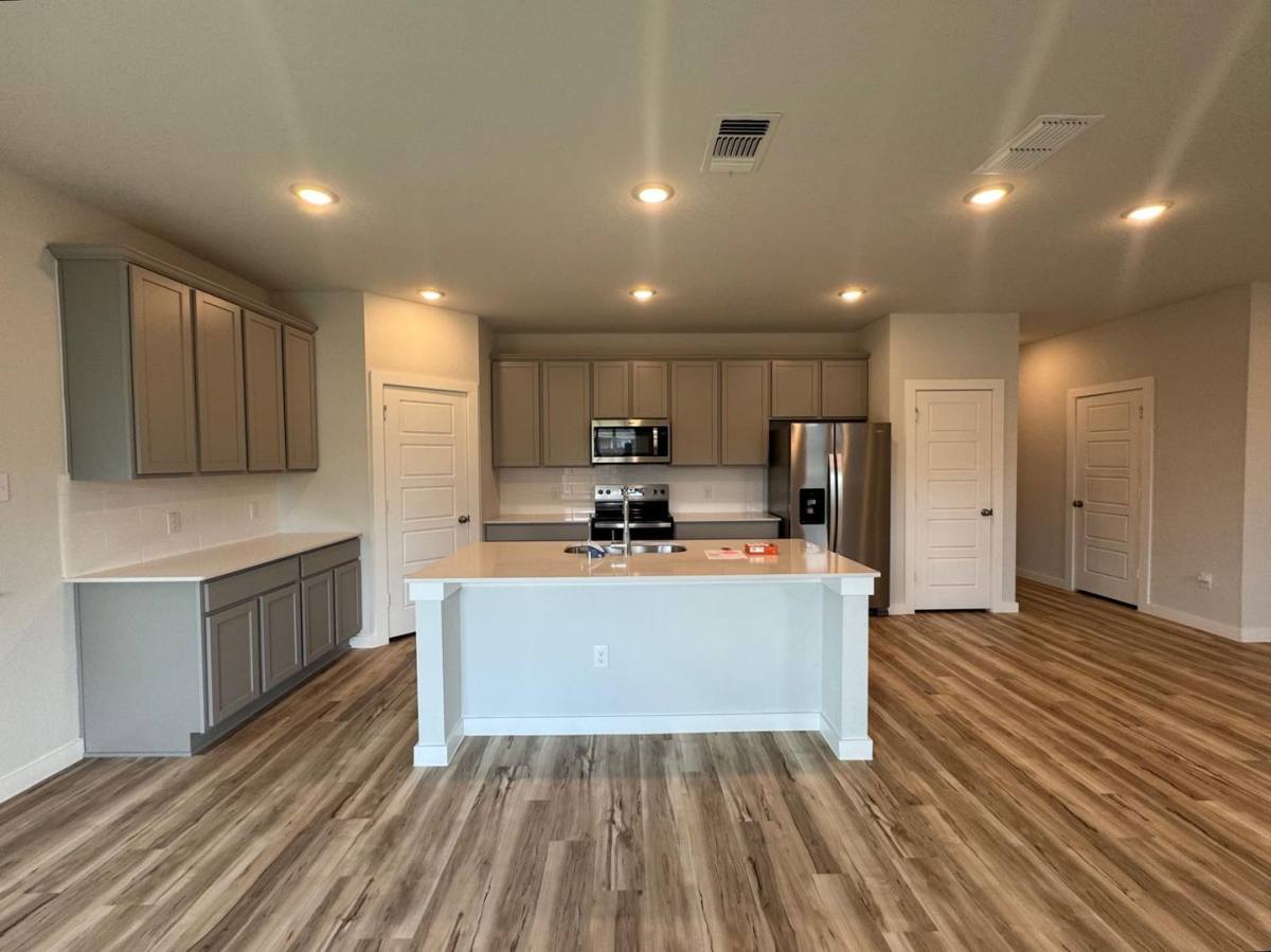 House for rent at 5935 W Hausman Rd Bldg, San Antonio, TX 78249