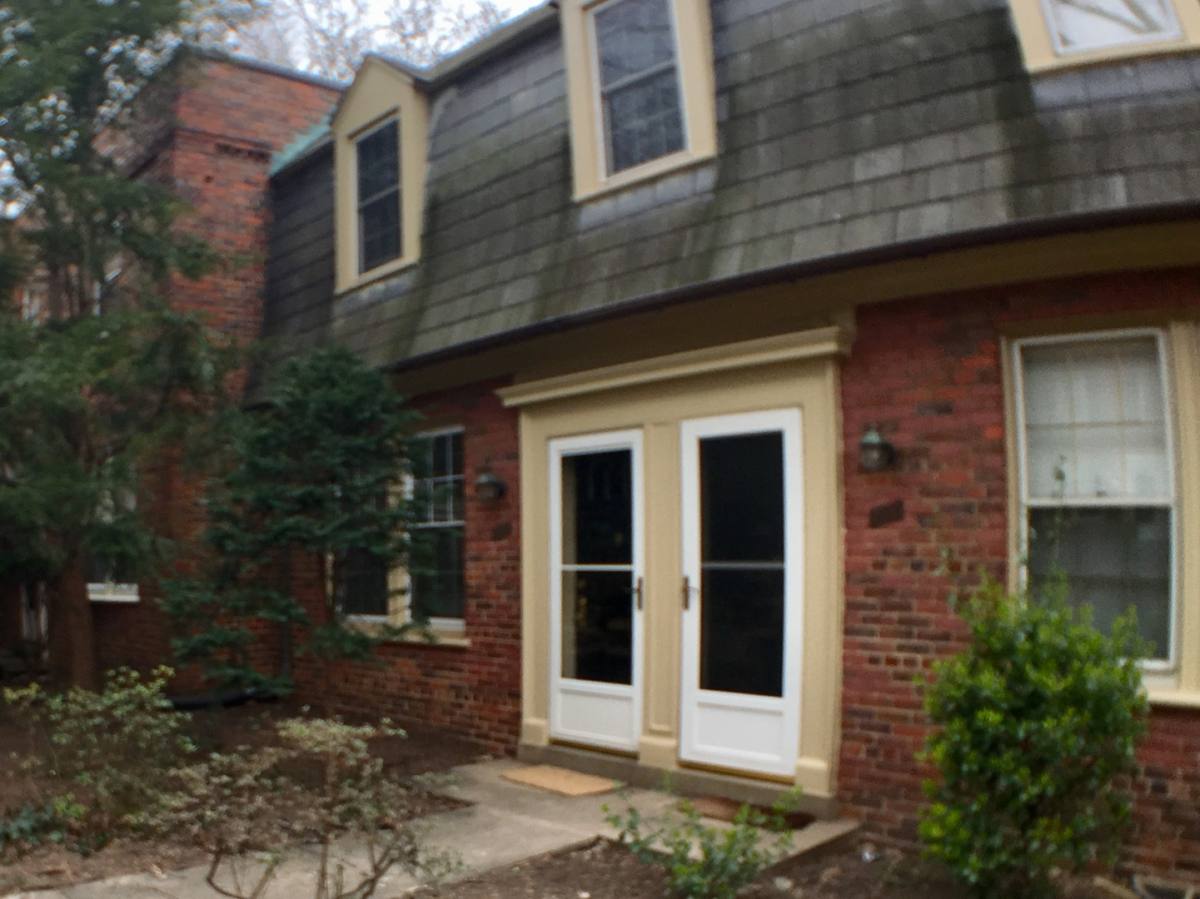 Condo for rent at 1303 S Barton St, Arlington, VA 22204