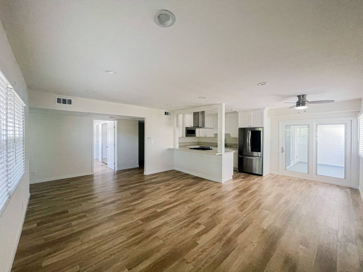 Apartment for rent at 1250 Manhattan Beach Blvd, Manhattan Beach, CA 90266