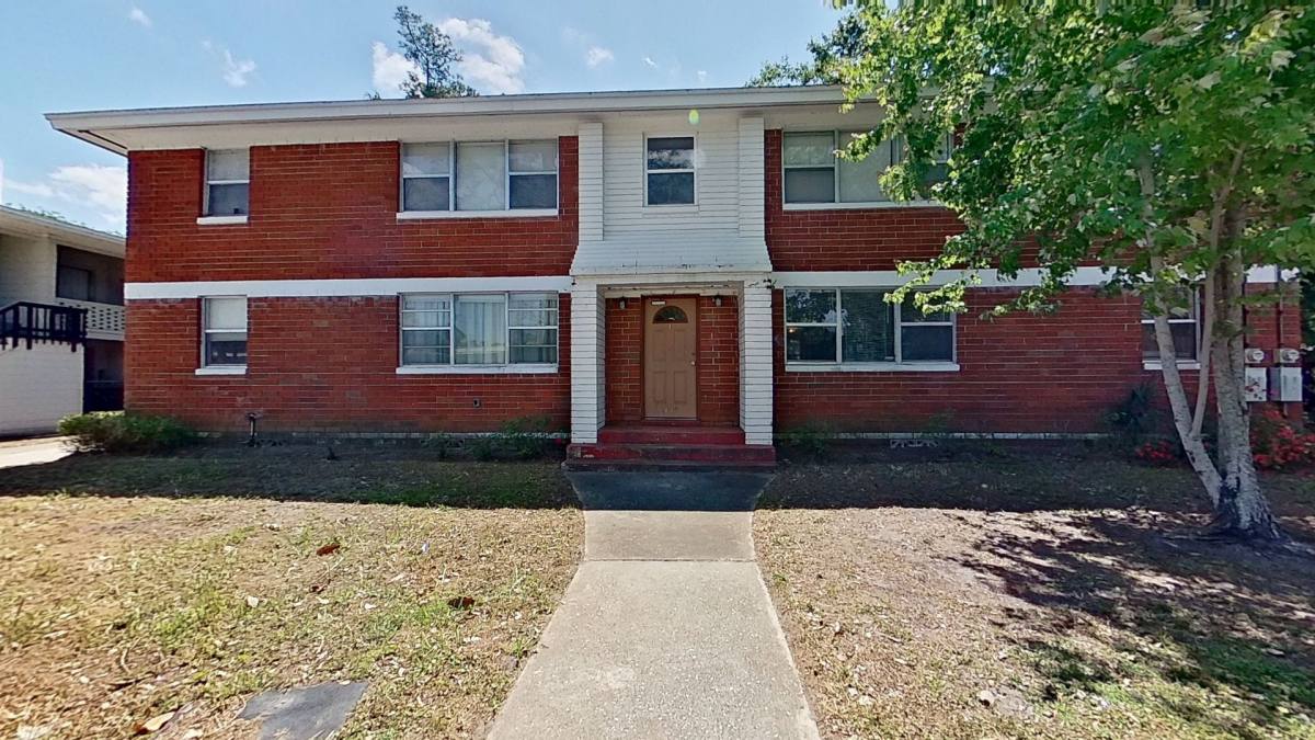 Apartment for rent at 3034 Belden St, Jacksonville, FL 32207