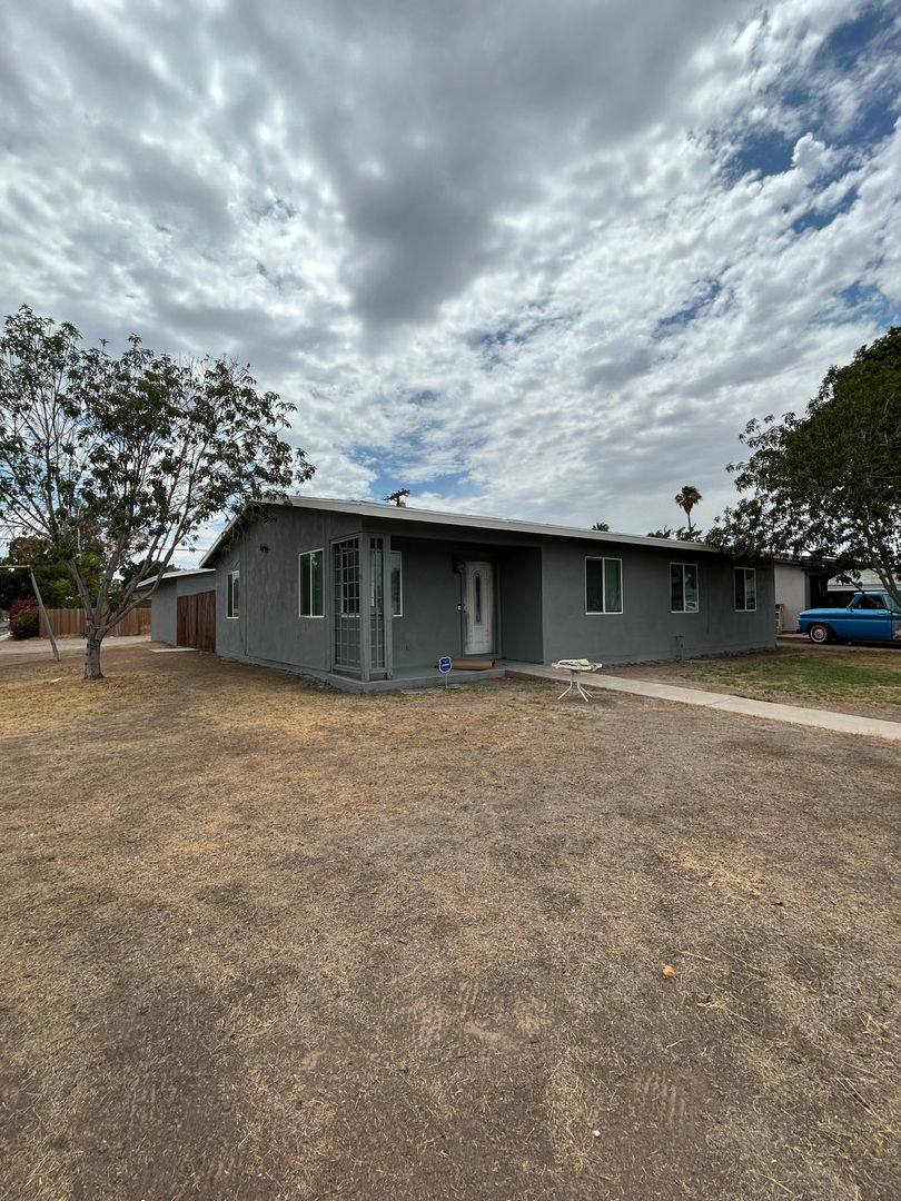 House for rent at 406 W A St, Brawley, CA 92227