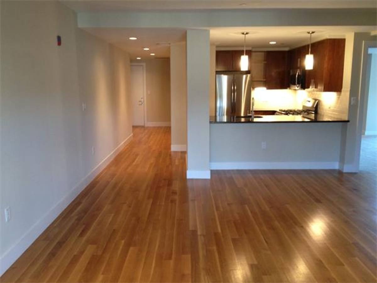 Condo for rent at 321 Hammond Pond Parkway #300, Chestnut Hill, MA 02467