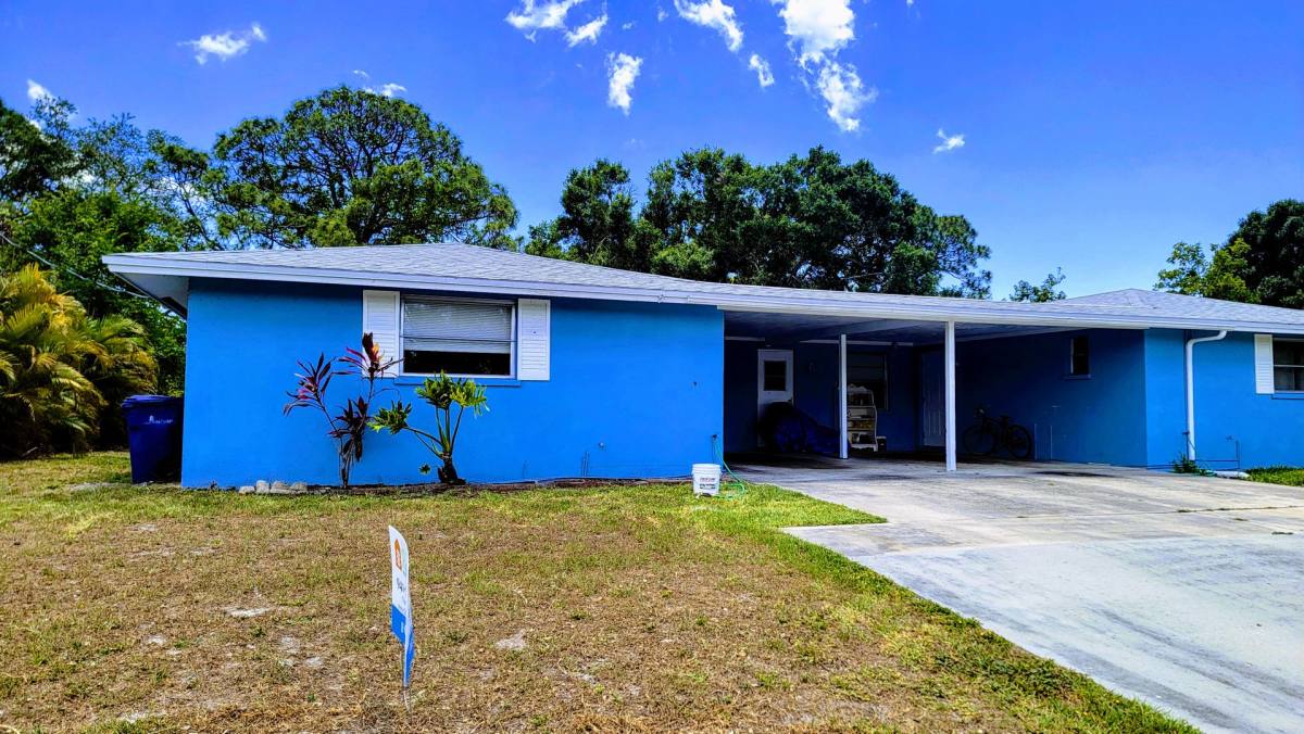 Apartment for rent at 6916 Brentford Rd, Sarasota, FL 34241