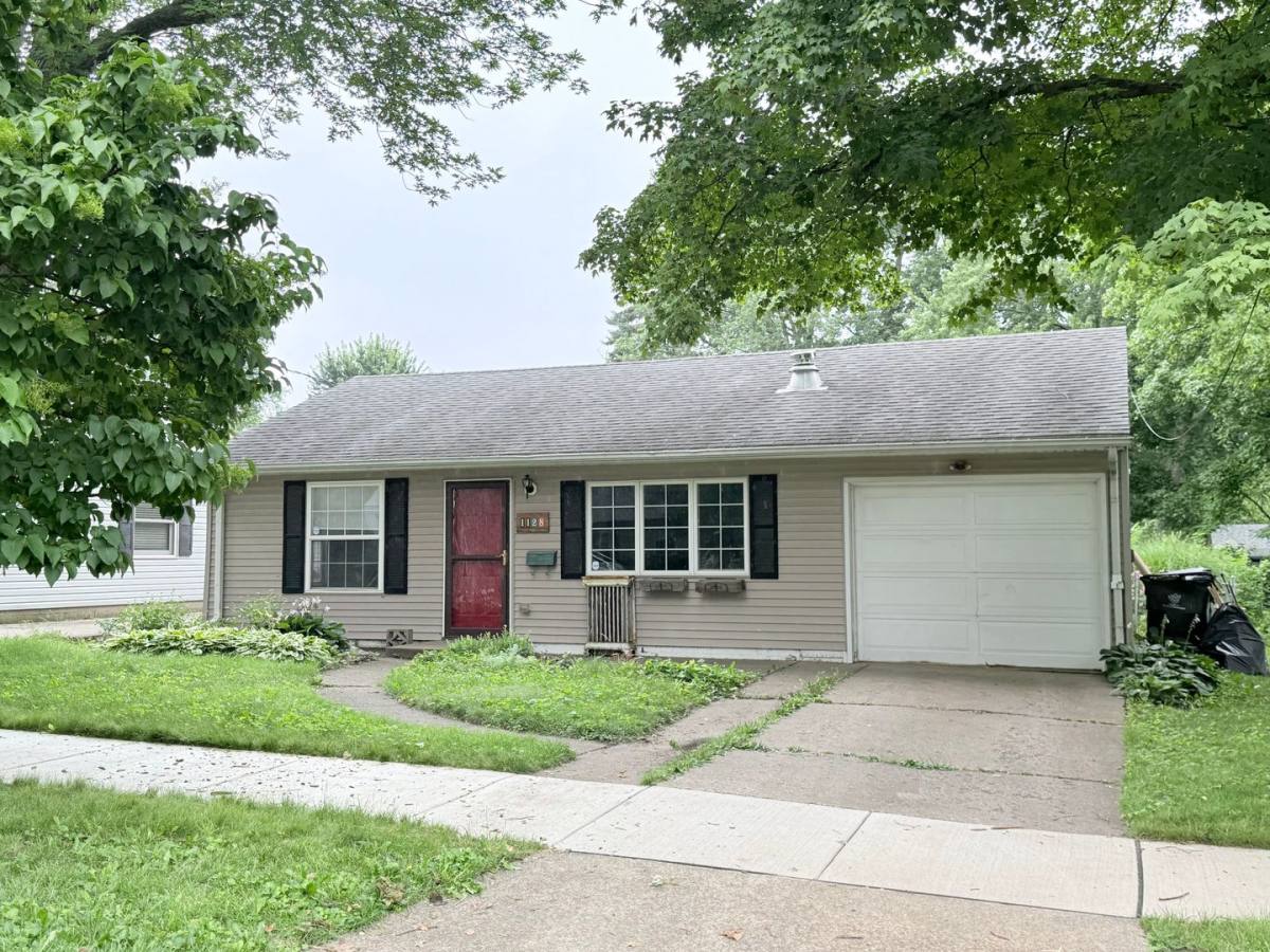 House for rent at 1128 Colton Ave, Bloomington, IL 61701