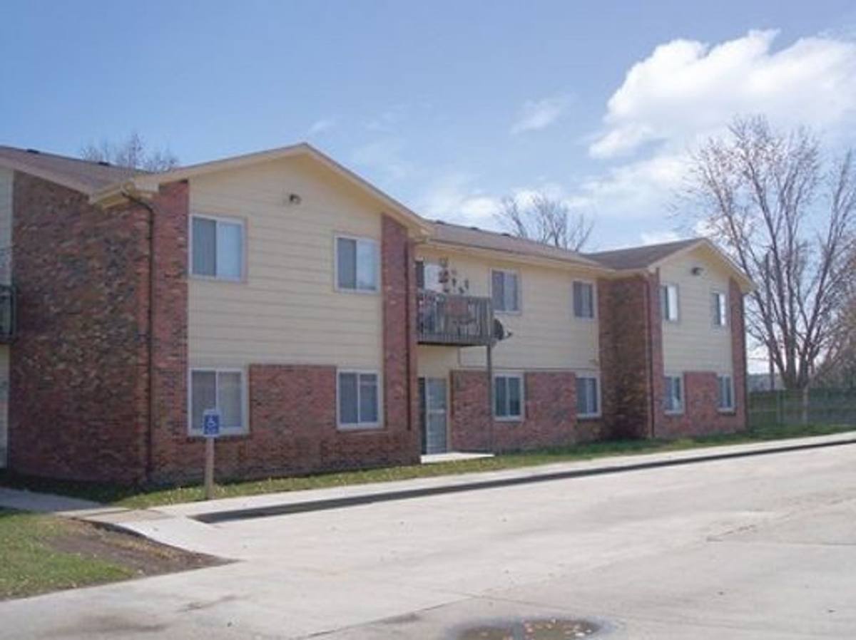 Apartment for rent at 410 SE 4th St, Grimes, IA 50111