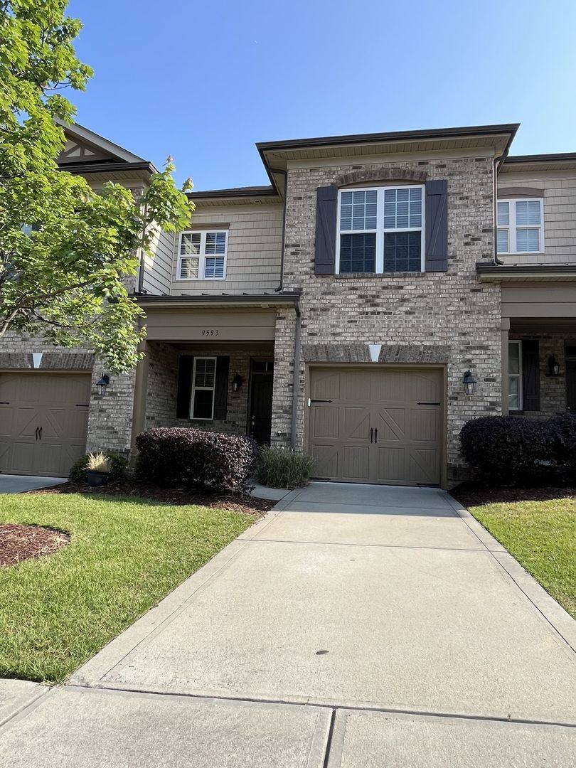 Townhouse for rent at 9593 Camberley Ave, Concord, NC 28027
