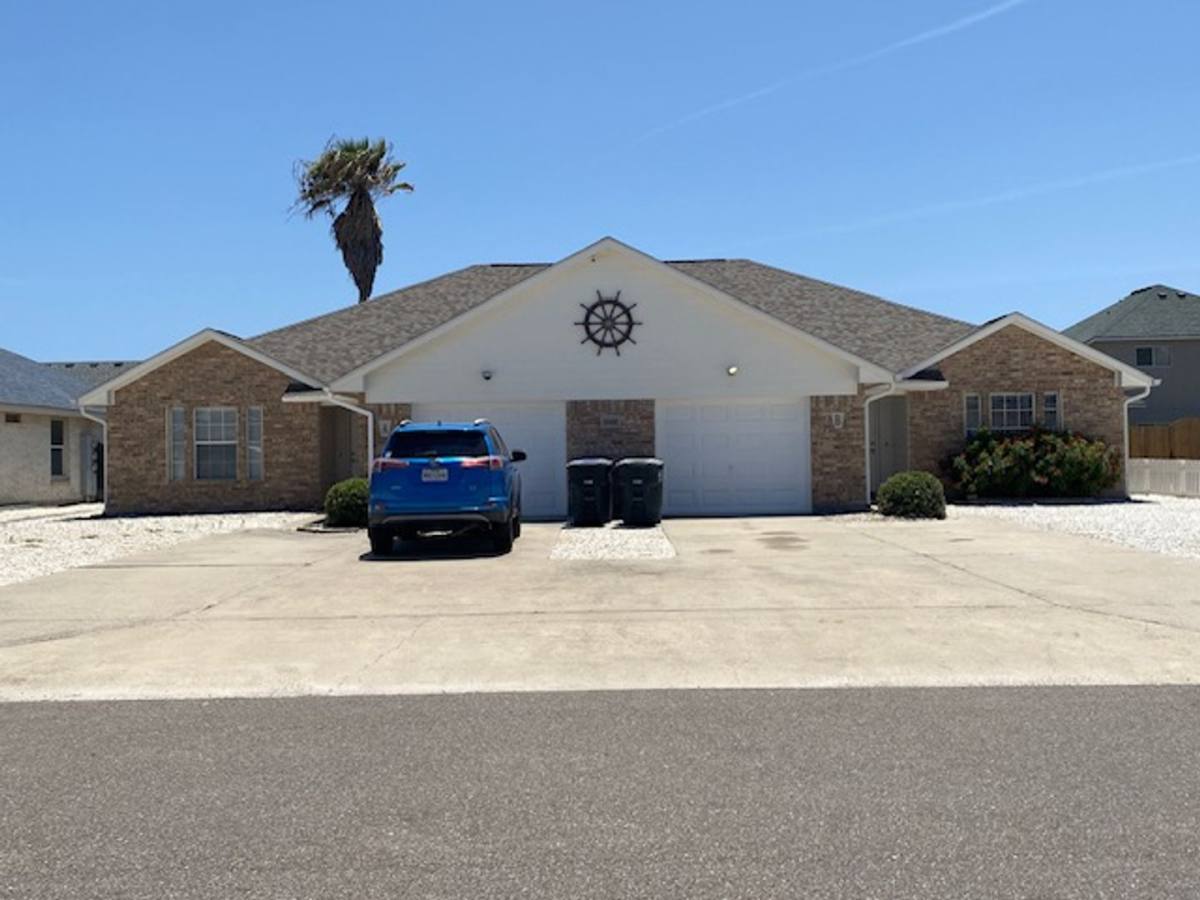Apartment for rent at 15430 Cruiser St, Corpus Christi, TX 78418