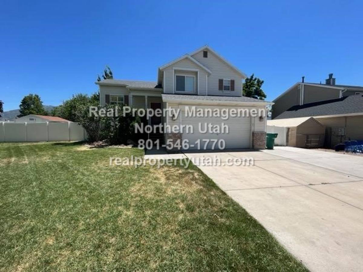 House for rent at 1472 N 350 E, Layton, UT 84041
